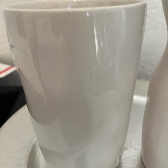 Rae Dunn MILK and TEA canisters Brand New ! SET OF 2 π₯π₯π₯βοΈβοΈβοΈ - Picture 5 of 6